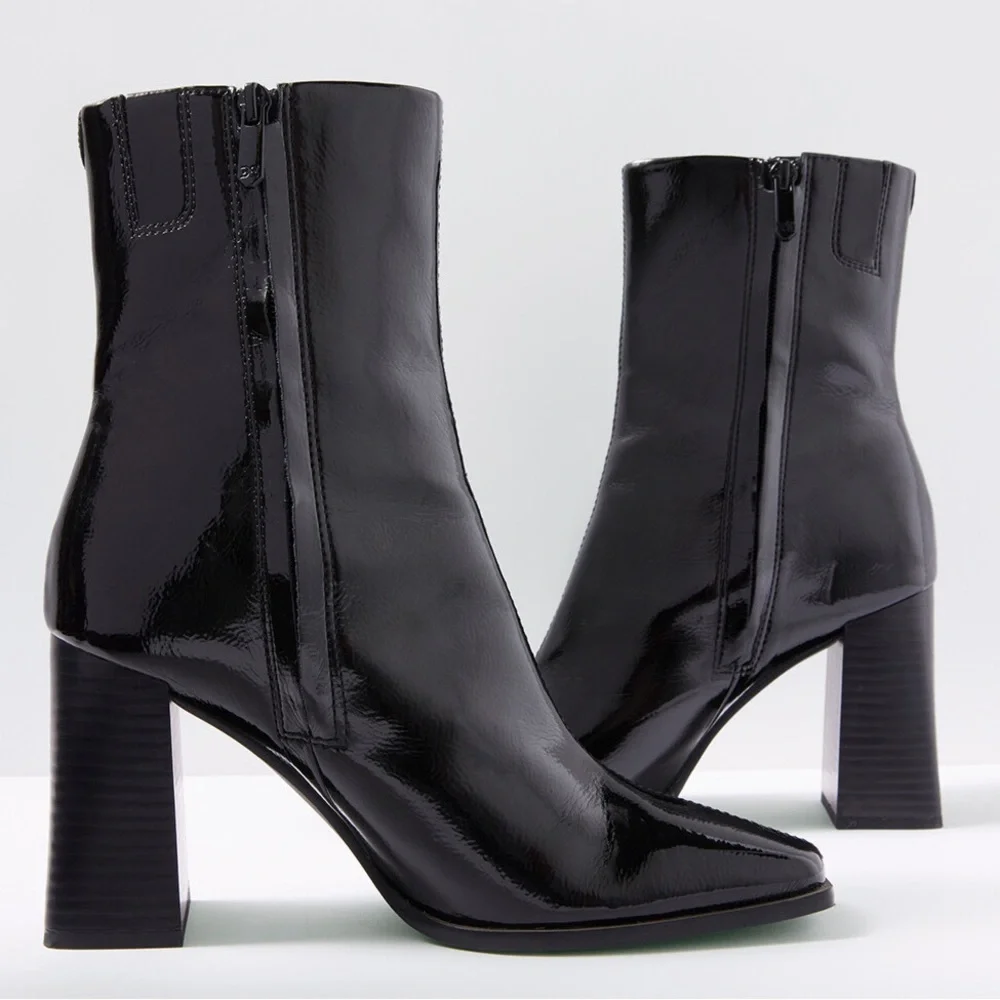 SAM EDELMAN Ivette Square Toe Ankle Boots